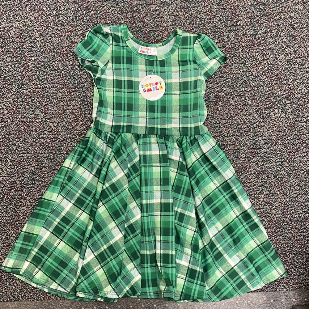 New! Dot Dot Smile dress size 3/4